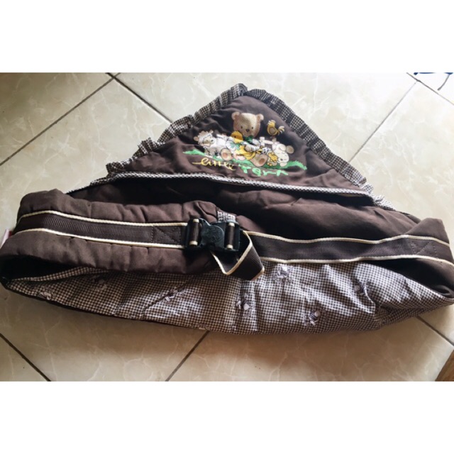 Preloved Dialogue Baby Gendongan Samping