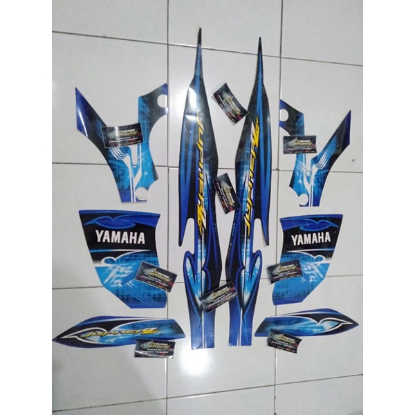 Sticker Lis Body Motor Yamaha Jupiter Z Burhan Tahun 2009-2010 Biru