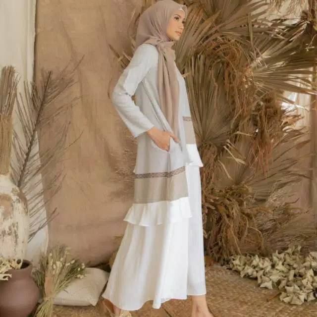Ready Clemira Dress Silver XXL Wearing Klamby