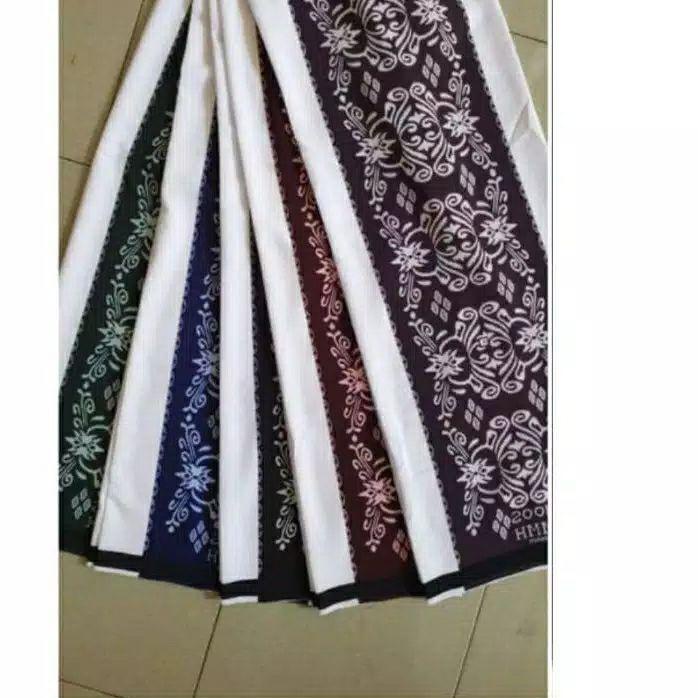 SARUNG HMM POLOS PUTIH