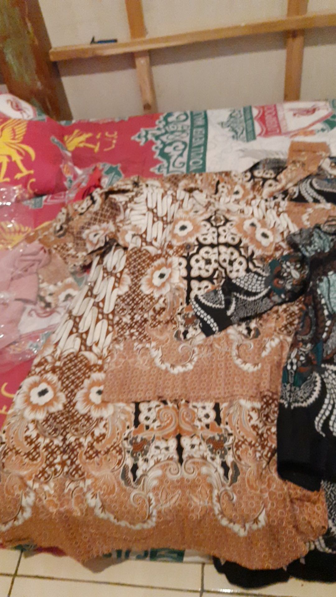 Maura Couple - Sania Ruffle Batik Couple Ori Ndoro Jowi Garansi Termurah Shopee - Batik Modern Solo