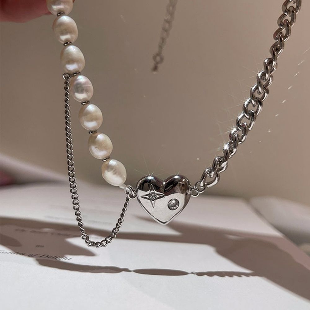 Needway  Exquisite Heart Clavicle Chain Luxury Baroque Necklace Korean Style Necklace Pearl Punk Elegant Angel Cool Simple Female Necklace