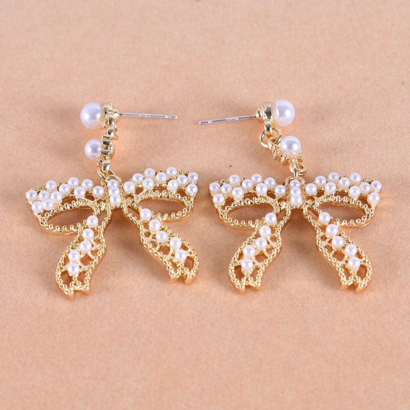 Anting Tusuk Model Pita Desain Korea