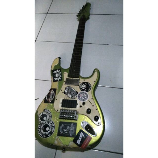 Gitar elektrik custom