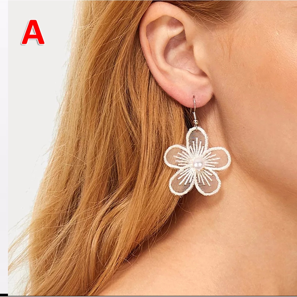 Anting Korea Wanita / Anting Tusuk Bunga Daisy 536