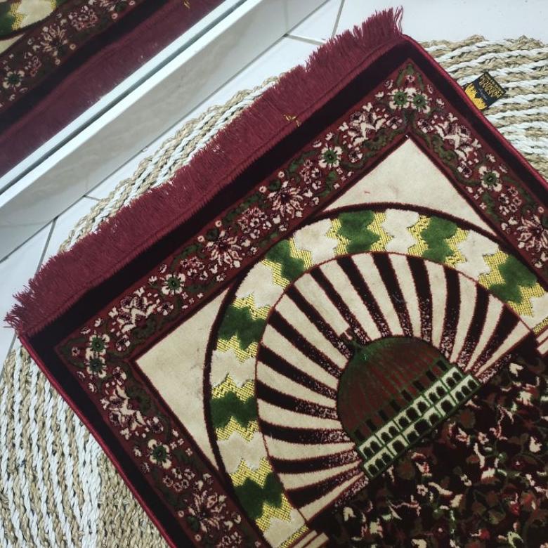 Sajadah Premium Tebal Turki Bulu Halus