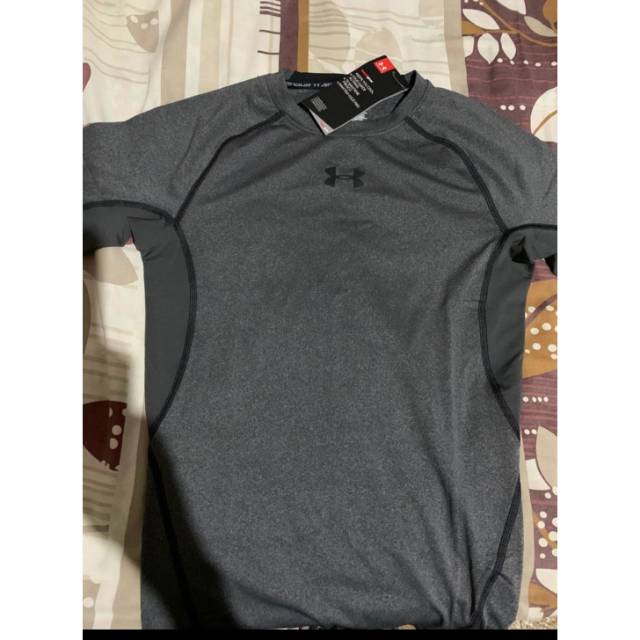 Baju fit olahraga original under armour