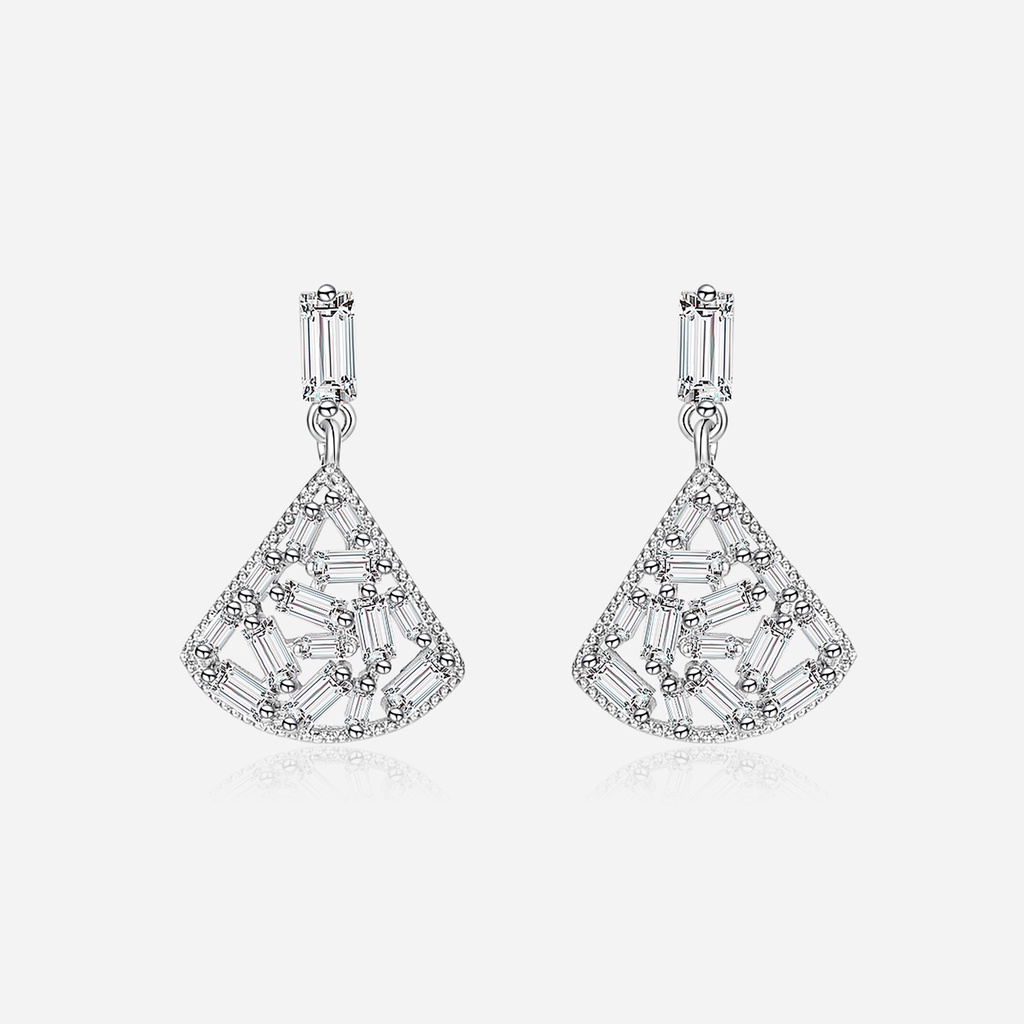 Hu Hu Hu Hu Hu Alat Bantu Pasang Kacamata♡ Anting Tusuk Bentuk Kipas Hollow Hias Cubic Zirconia Untuk Wanita