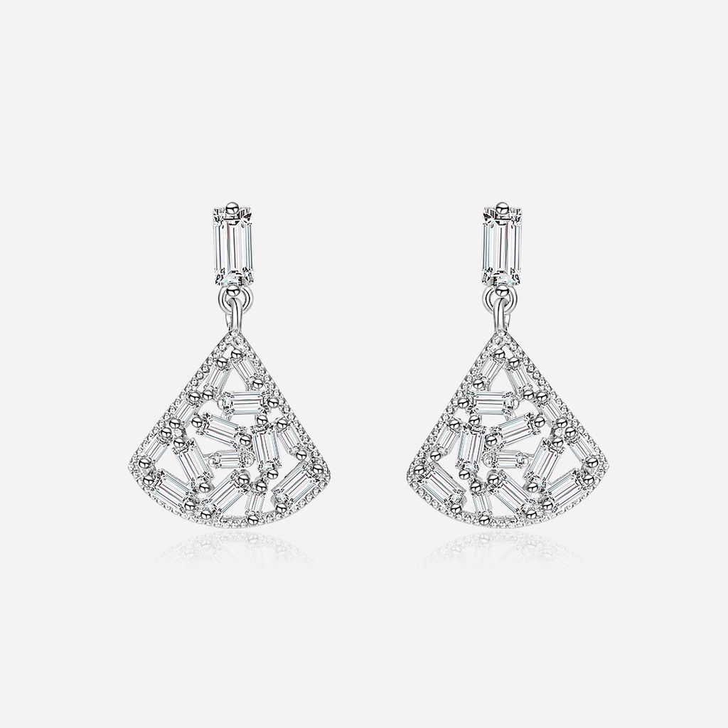 Hu Hu Hu Hu Hu Alat Bantu Pasang Kacamata♡ Anting Tusuk Bentuk Kipas Hollow Hias Cubic Zirconia Untuk Wanita