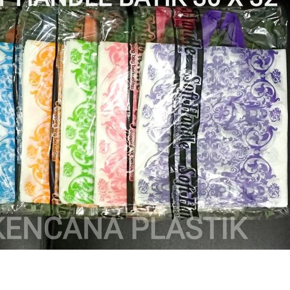 

KANTONG PLASTIK SOFT HANDLE BATIK 30 X 32 30X32