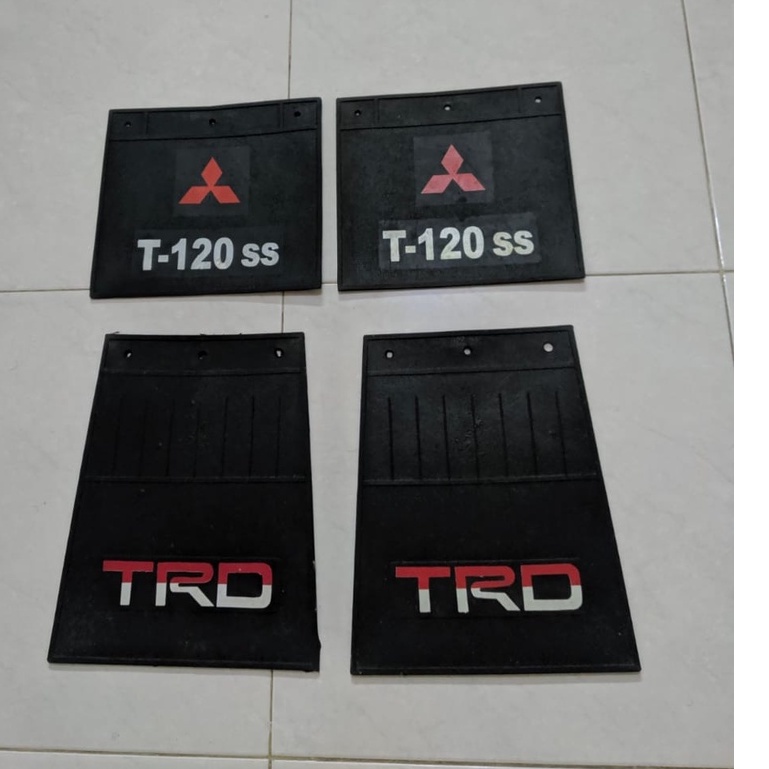 Karpet Lumpur/Roda Colt  T120ss Depan 22x20cm  Belakang 20 x 29 Cm Mitsubishi Cold Diesel T120ss