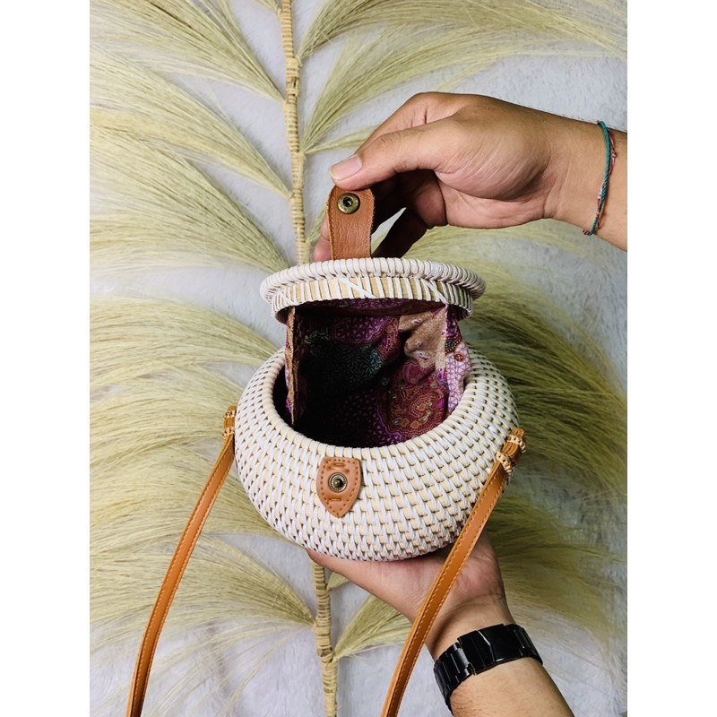 TAS ROTAN KENDI / TAS ROTAN BALI / TAS ROTAN BULAT