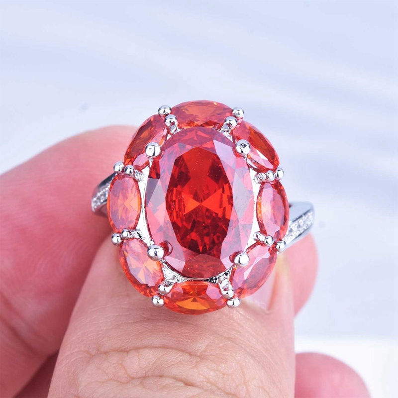 Fancyqube Cincin Garnet Kristal Zircon Besar Warna Silver Gaya Vintage Untuk Wanita