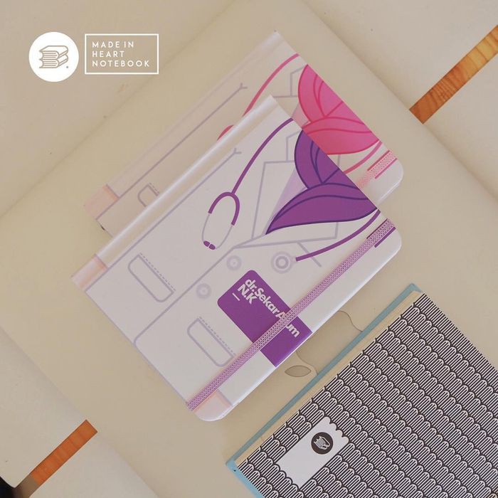 

Notebook Jas Dokter Jilbab Buddybooks Custom Buku Jurnal Planner Kado