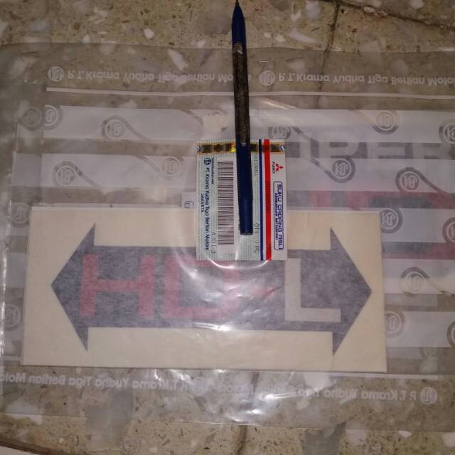 Stiker HdL original buat canter turbo harga 1bij