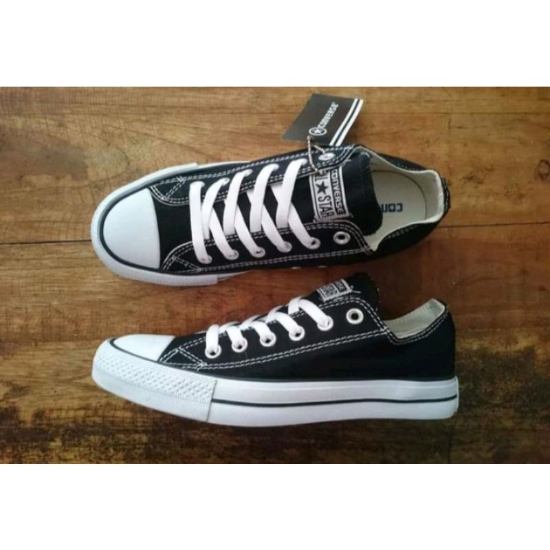 sepatu Converse all star,sepatu sekolah