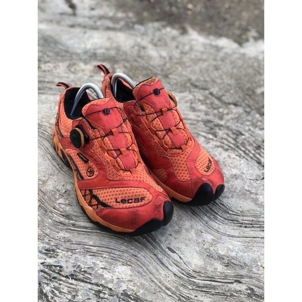 Sepatu gunung decond original LECAF