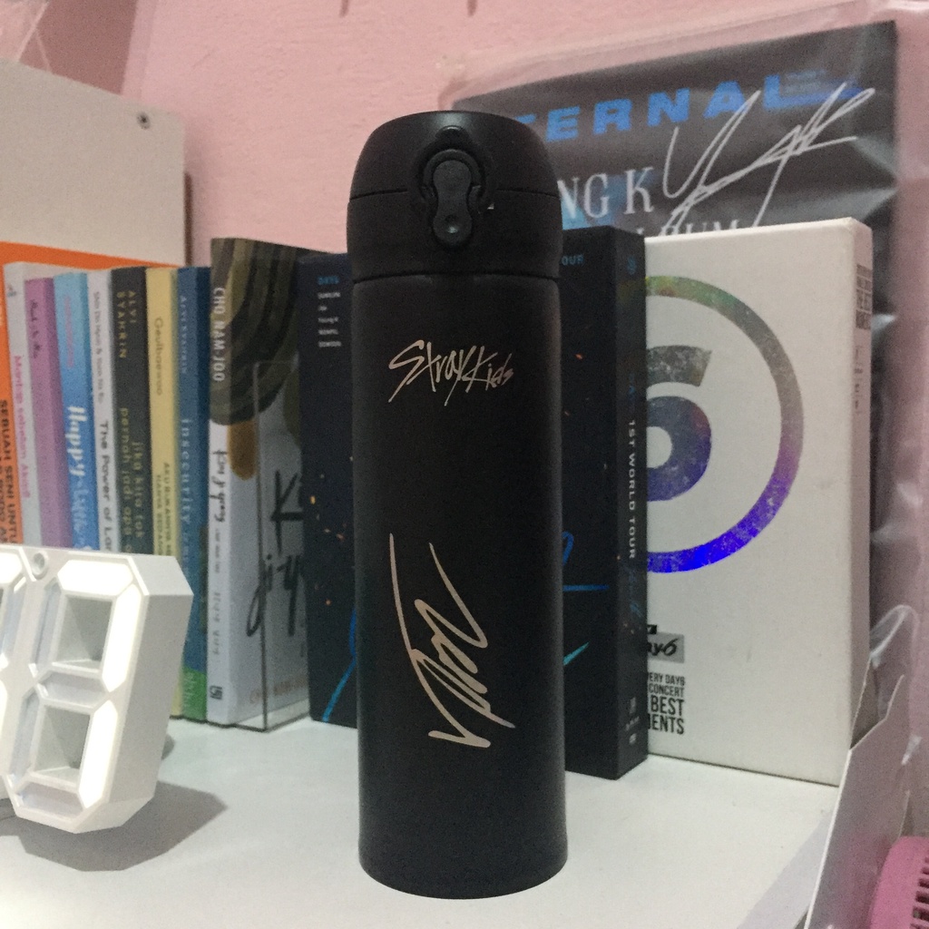 Pre Order!! Tumbler STRAY KIDS SKZ Signature