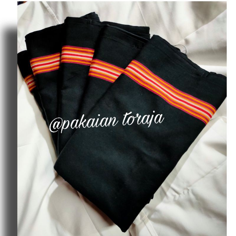sarung tenun asli toraja bis tampa benang emas
