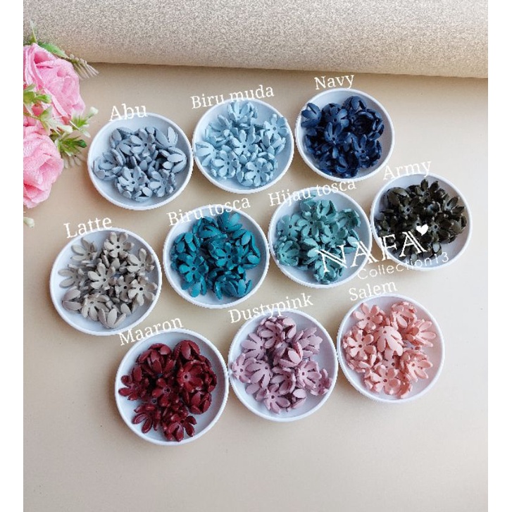 (15 pcs ) Mote Kelopak cangkang dop pilih warna