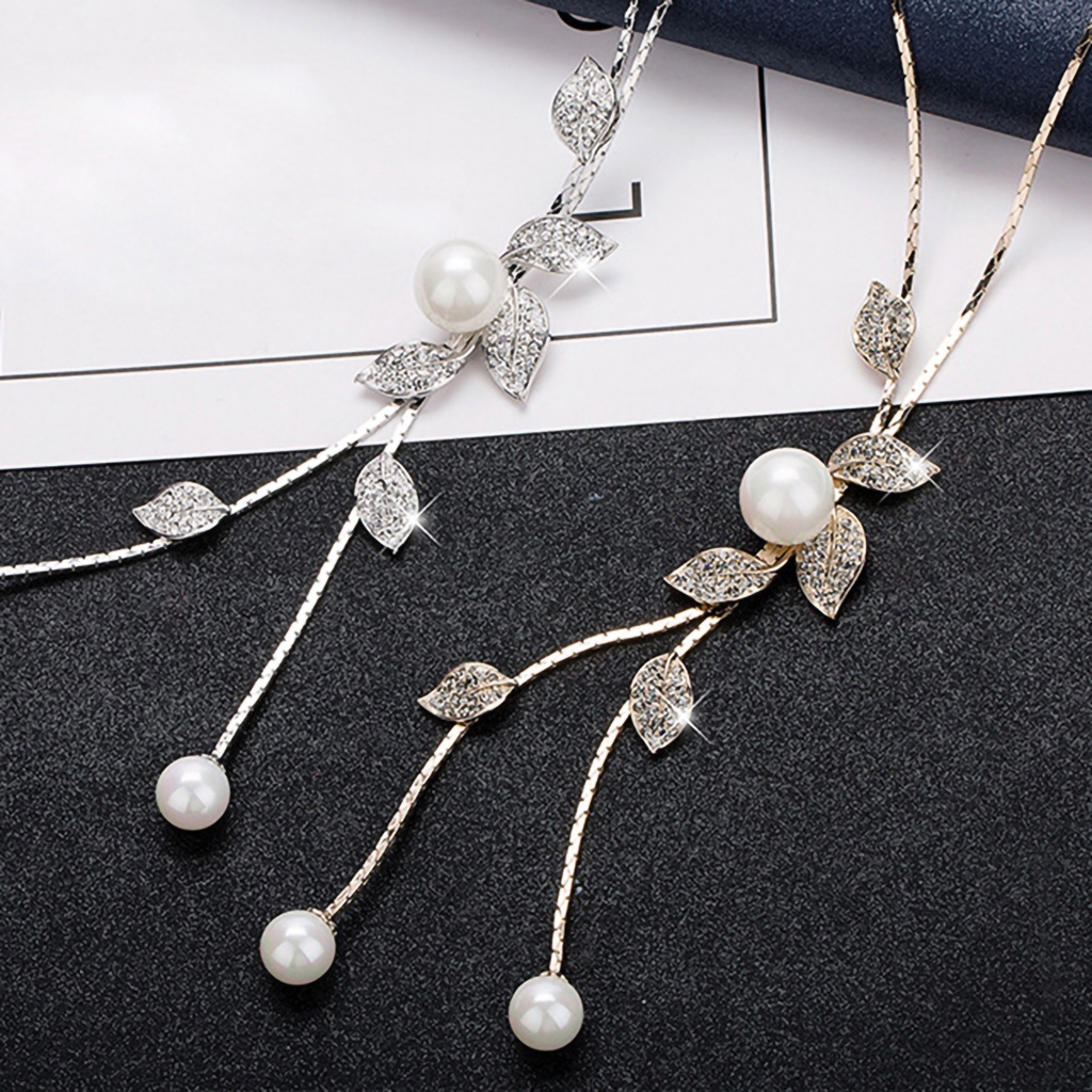 Hu Hu Hu Hu Hu Alat Bantu Pasang Kacamata♡ Kalung Rantai Dengan Liontin Daun Rumbai Mutiara Imitasi Untuk Wanita