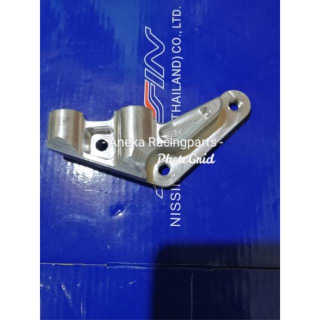 Breket kaliper monoblok ninja r rr disk 280mm / breket pala babi nissin monoblok disk 280mm ninja