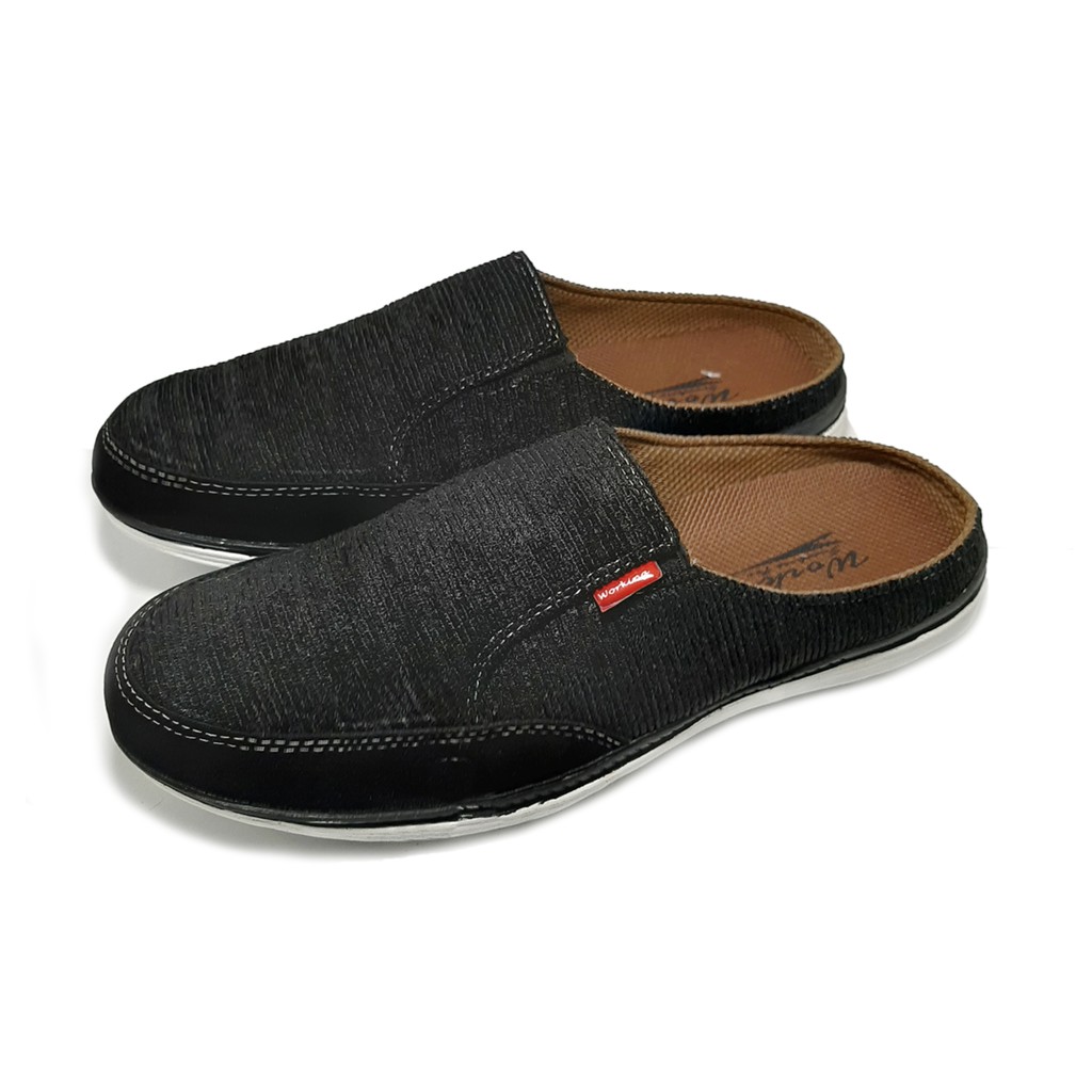 Sepatu Slip On Kasual Santai Working J-01