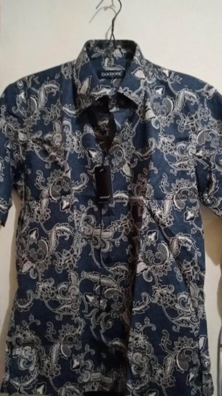 Kemeja Batik Pria Lengan Pendek Bs82 Katun Motif Modern Dixmont Semi Slimfit