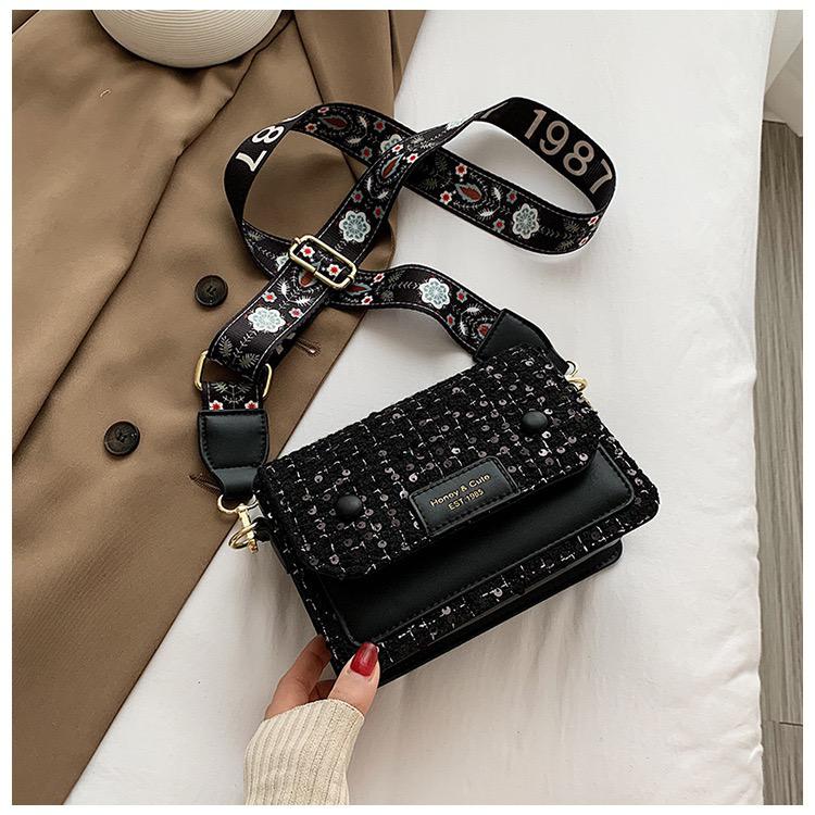 BJ15842 - BLACK/WHITE - TAS WANITA SLEMPANG MESSENGER BAG TAS WANITA FASHION IMPORT MODIS ELEGAN TERMURAH TERLARIS TERBARU BAGSTORE JAKARTA TAS BATAM ELJ5842 BQ3223 CR7573 GT1861 JT2645 LT2104