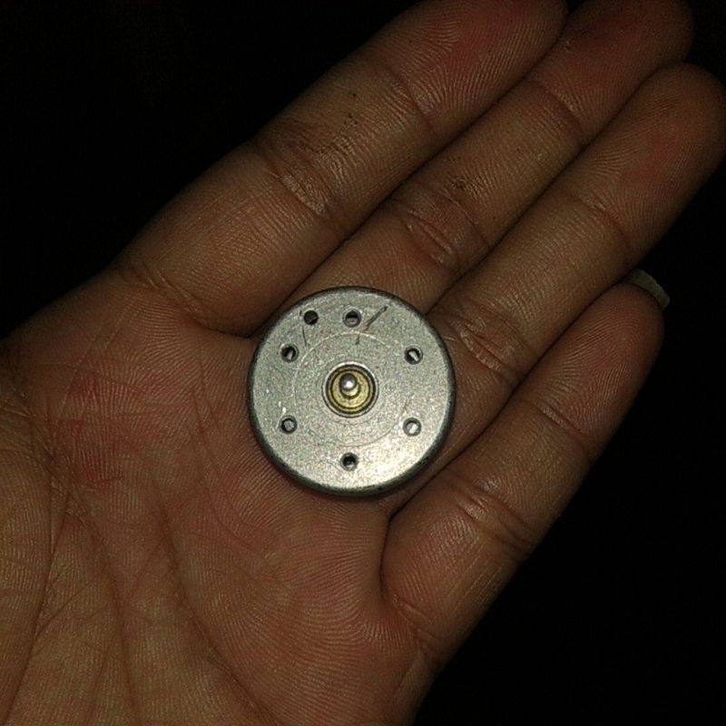 Dinamo layangan kecil ex dvd Lilitan