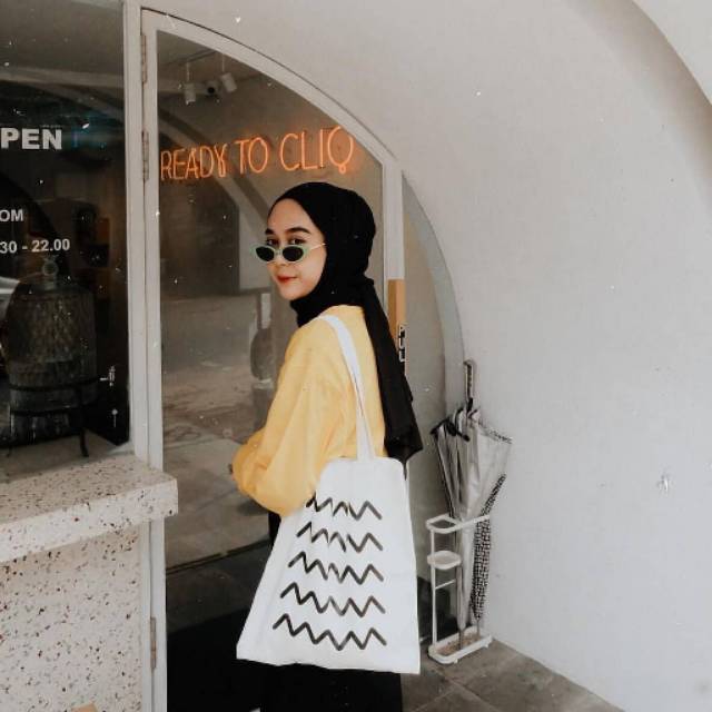 EQ-TOTEBAG KARAKTER MURAH SABLON