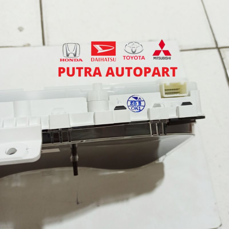 speedometer kilometer innova diesel matic tipe G 2011-2015 original toyota