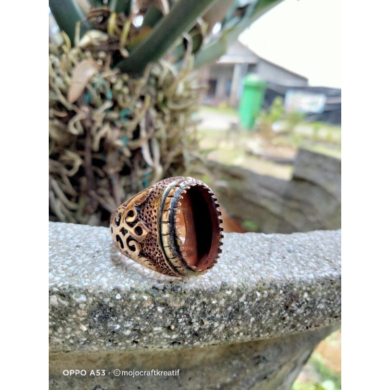 cincin emban bahan swasa motif etnik