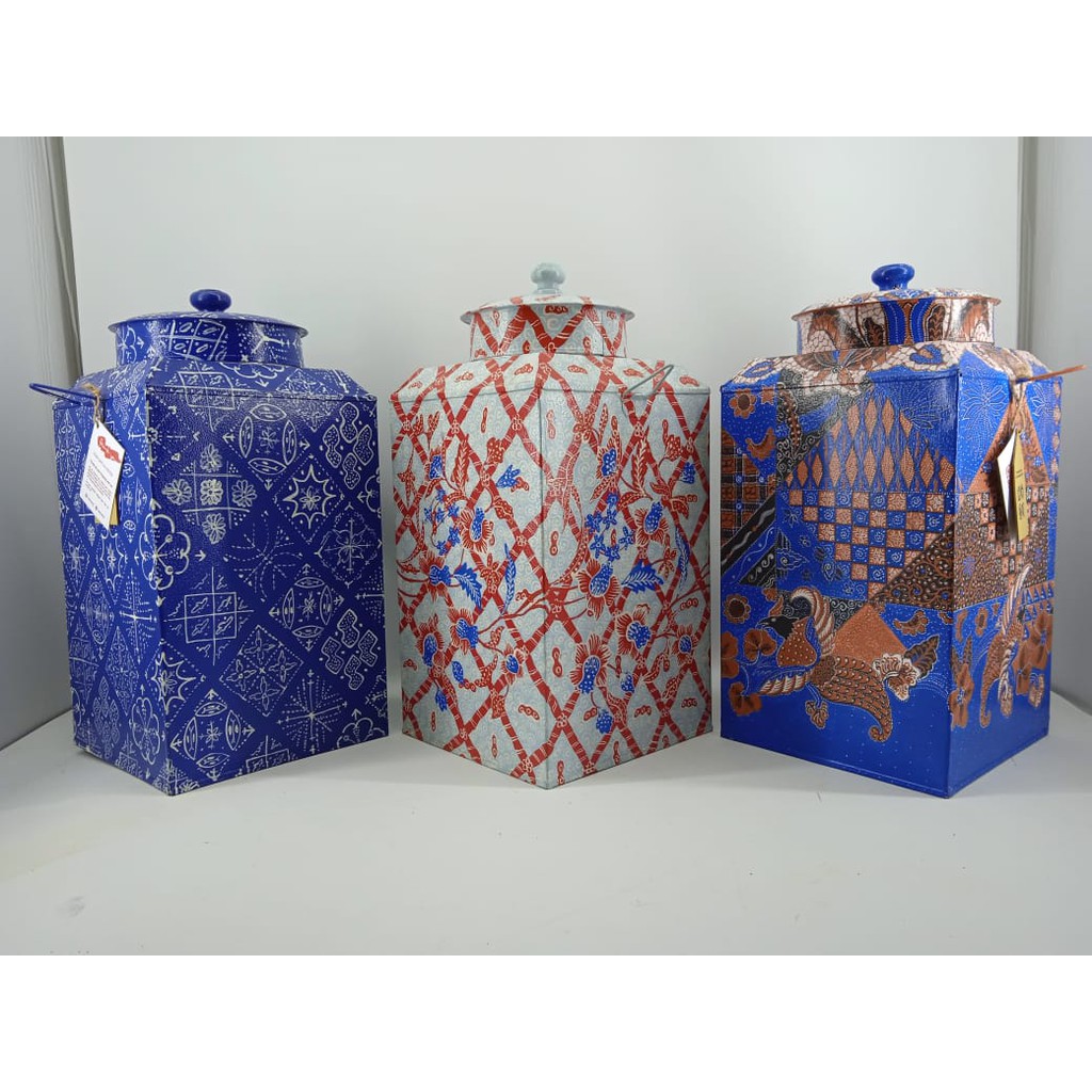 KALENG KERUPUK BESAR