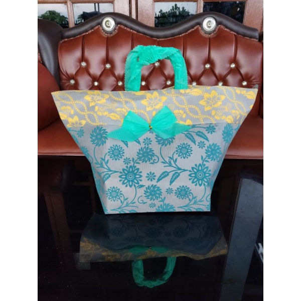 

tas hajatan spunbond dus nasi 22x22