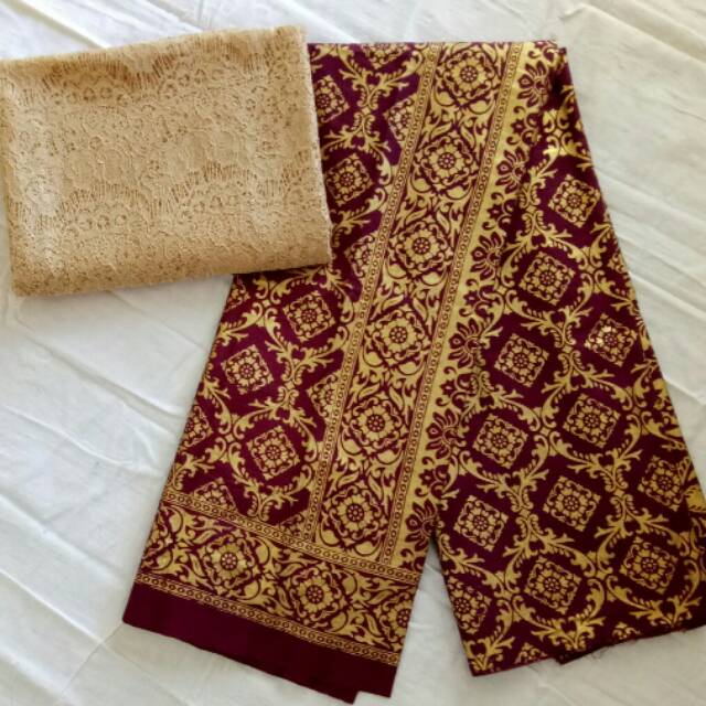 Batik full prada maroon dan kain brokat coklat muda