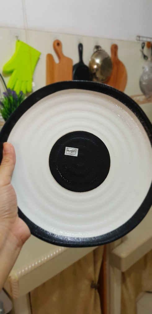 Brewsuniq - Origin Black Dinner Plate 9 / Piring Makan Keramik Jepang