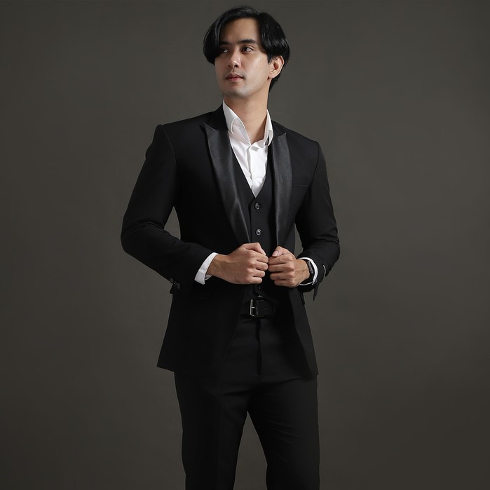 Setelan Jas Celana &amp; Rompi Premium - Hitam Peak Lapel Mengkilap - VENTE SERIES - GOLDY OUTFIT
