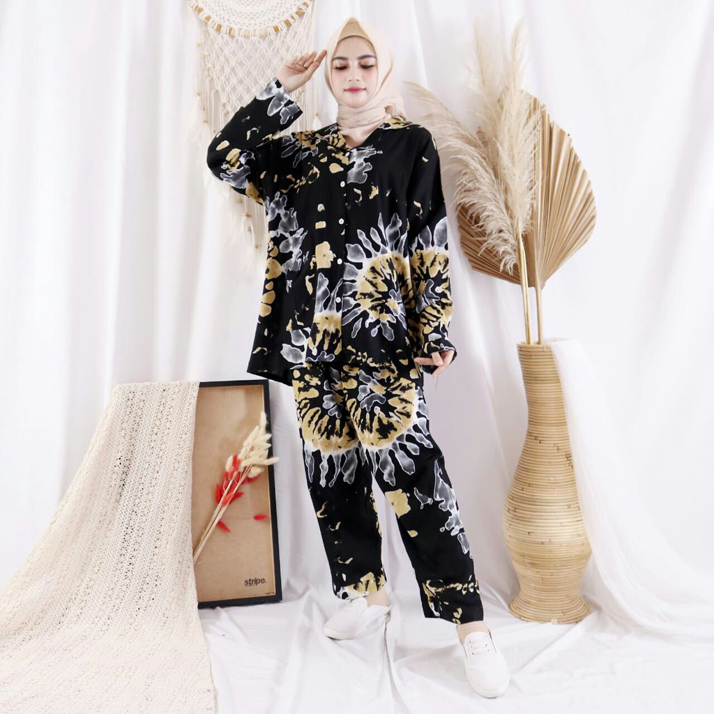 Piyama Set Baju &amp; Celana Panjang Elvi PP Jumbo