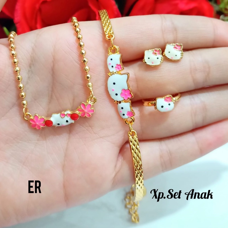 Set TITANIUM Perhiasan Anak-anak hello Kitty kepala 3 Gold tidak karat *COD*