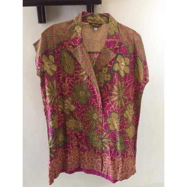 Batik wanita Danar Hadi