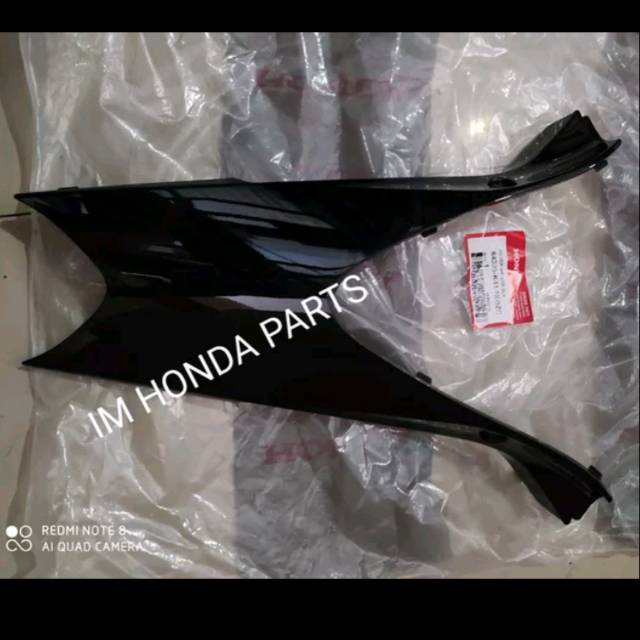 Cover body tebeng bawah jok Honda Supra x 125 fi 2014 hitam
