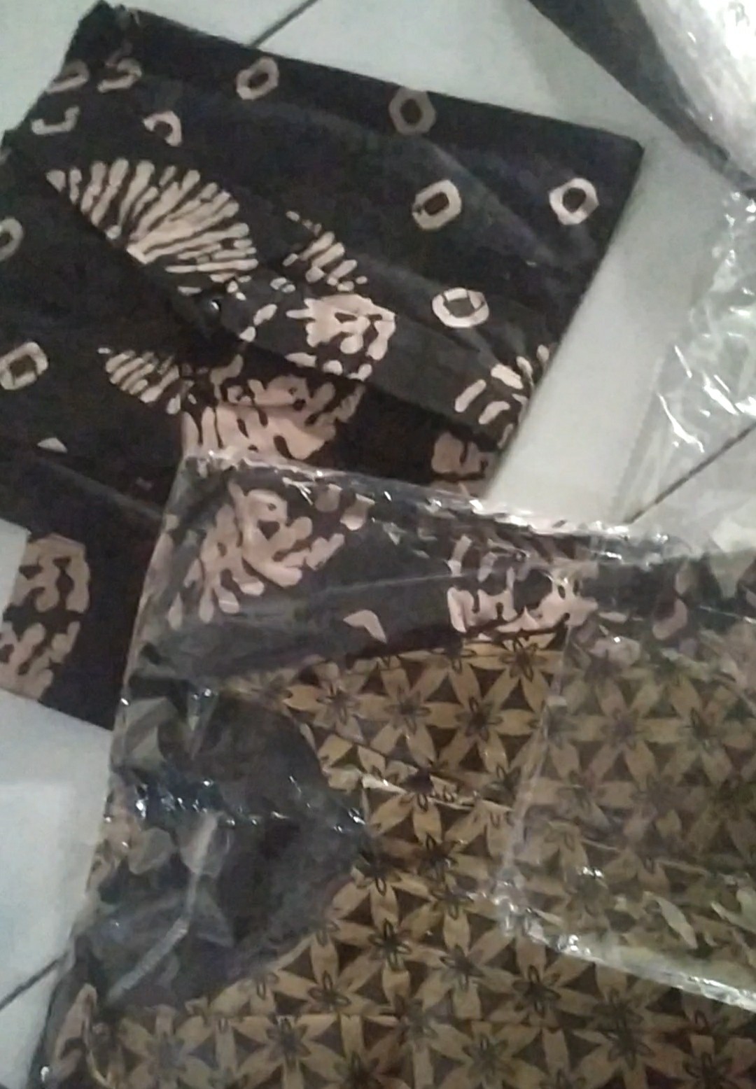 Batik Couple Keluarga Sania Ruffle Ori Ndoro Jowi Dnt Mataram