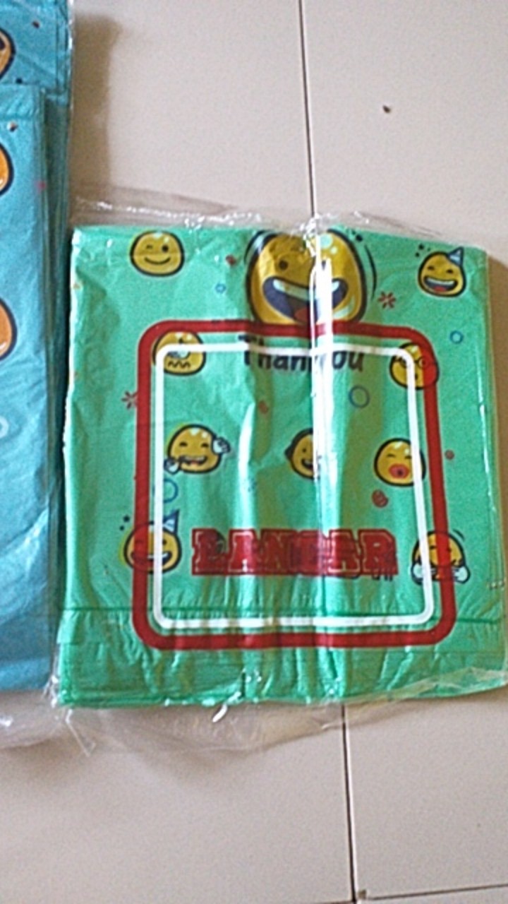 [50pcs] Plastik Packing Olshop Kantong Kresek Ramah Lingkungan Motif Smile 15x31 Cm