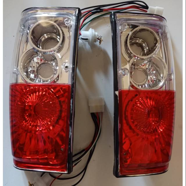 Lampu stop kijang super kristal