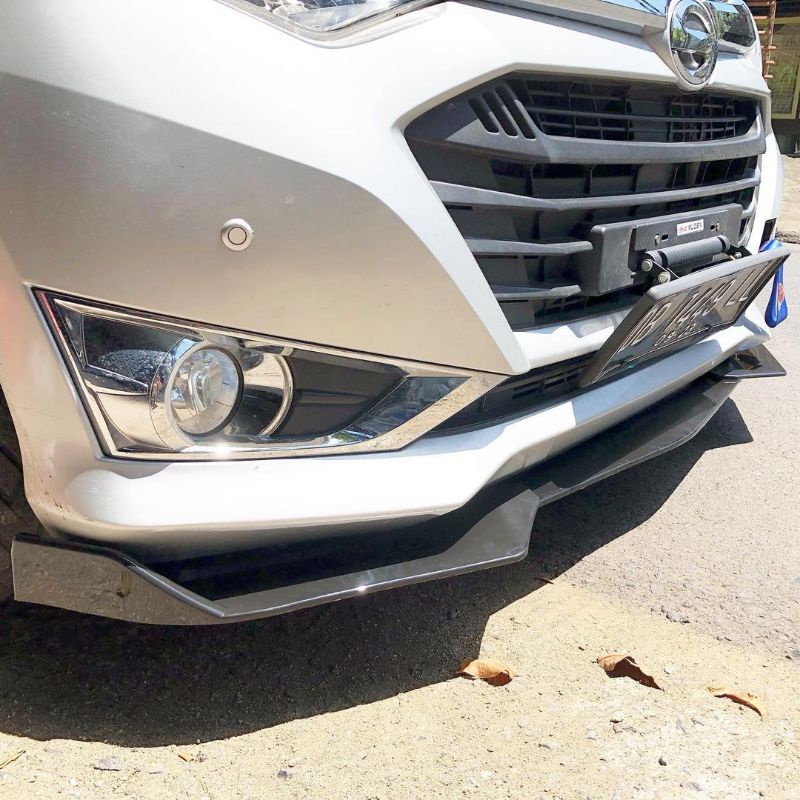 lips bumper sigra calya