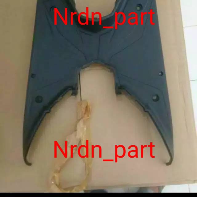 Dek pijakan kaki Vario 125 lama 2013-2014