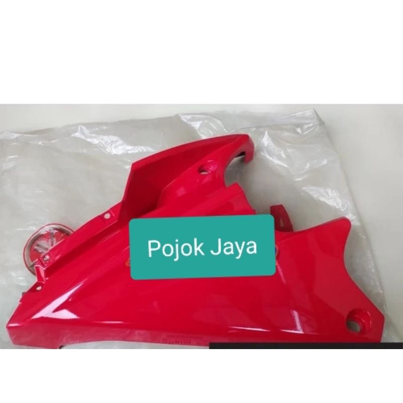 Cover Lower R15 V2 Kiri Merah Ori YGP 2PK-F8385-00-P3