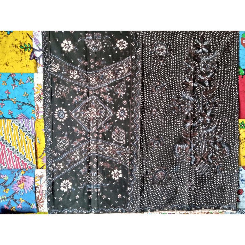 Sarung Batik Bakaran Kedelei Kecer, Juwana