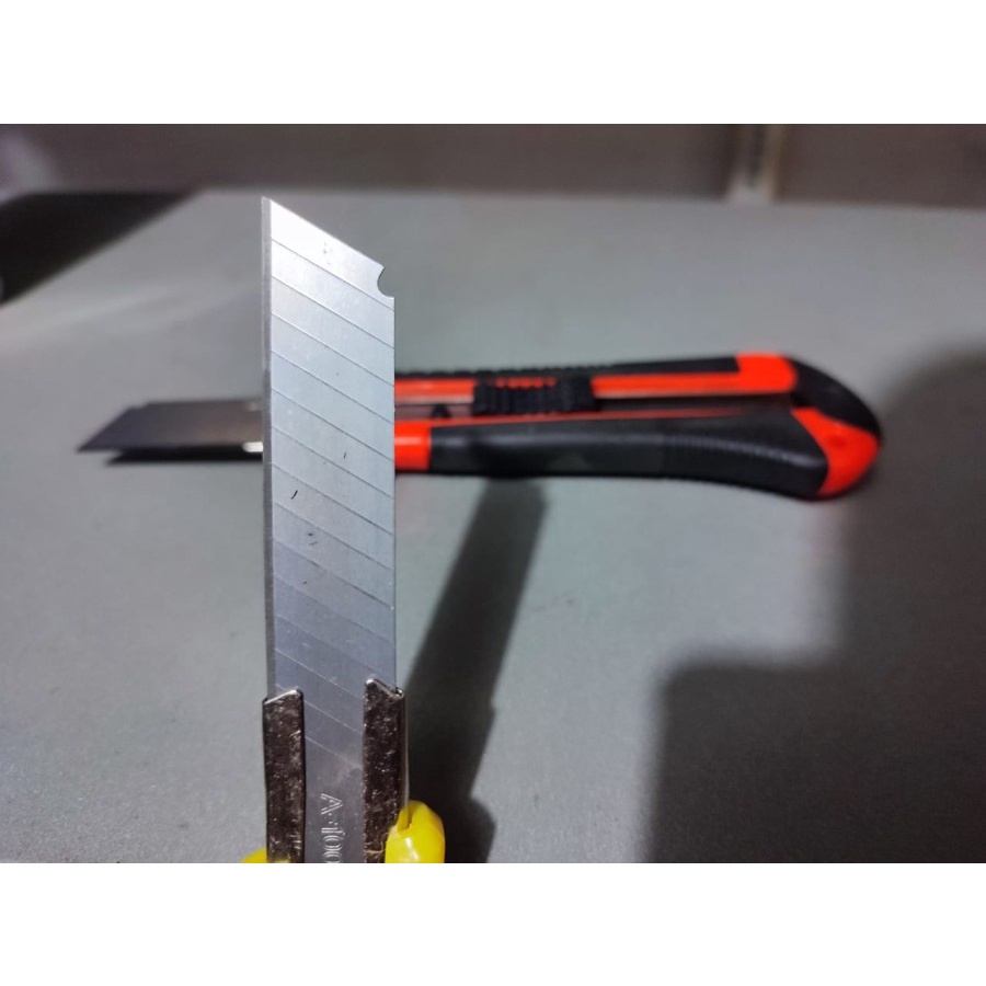 

[COD] PISAU CUTTER JUMBO IGM CUTER GAGANG KARET TAJAM PREMIUM TERMURAH KATER PISAU DAPUR SERBAGUNA SANGAT TAJAM